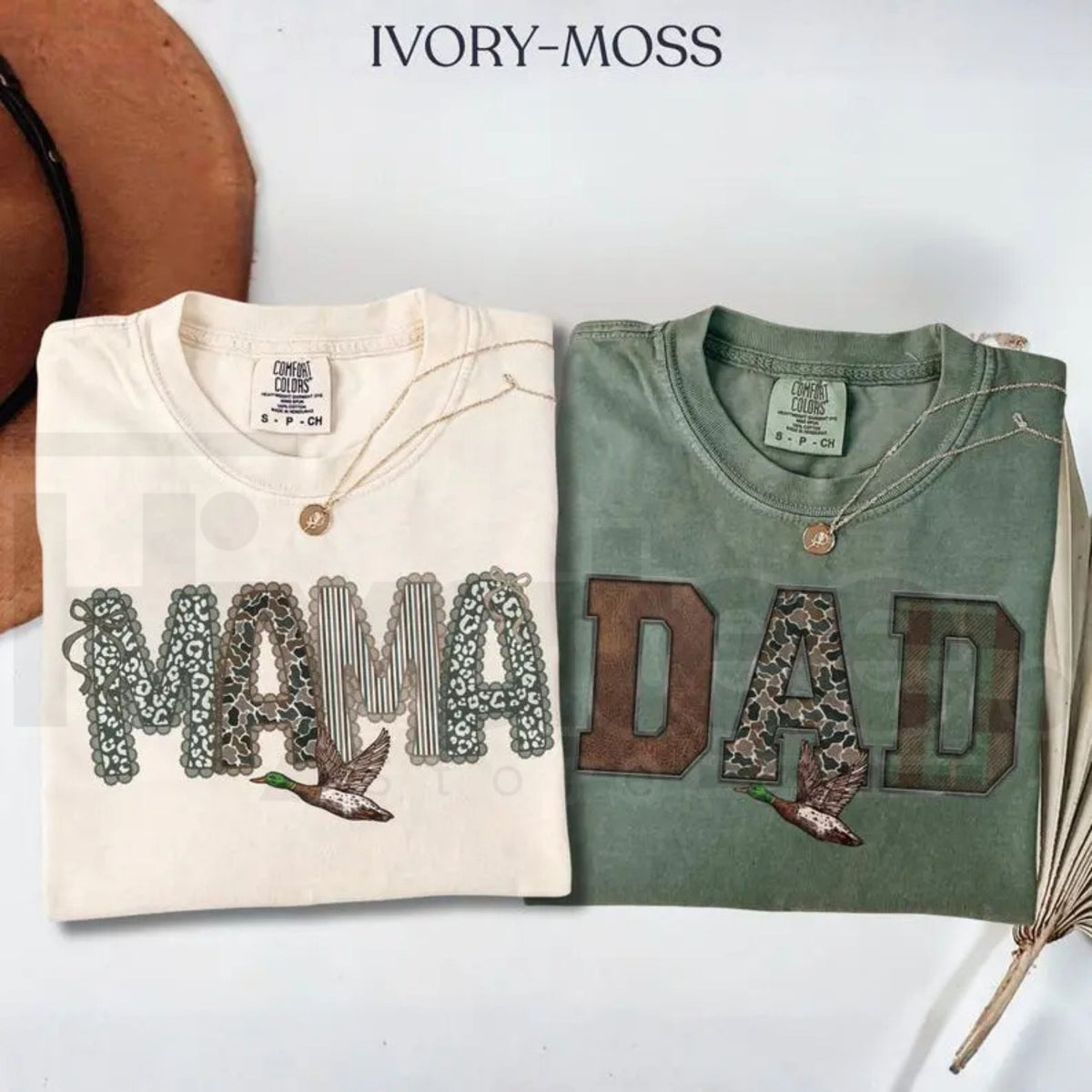 Comfort Colors Mom And Dad Camo Matching Pregnancy Announcement Tee - Hiyatee