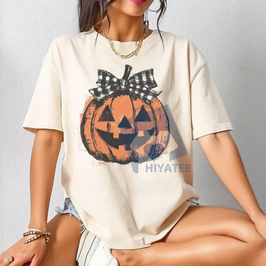 Comfort Colors Preppy Jack o' Lantern Shirt – Coquette Halloween T-Shirt, Women's Pumpkin Bow Tee, Trendy Retro Fall - Hiyatee