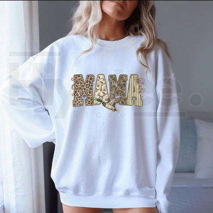 Duck Hunting Mama Sweatshirt – Preppy Camo Outdoors Crewneck, Retro Camouflage Mom Sweater - Hiyatee