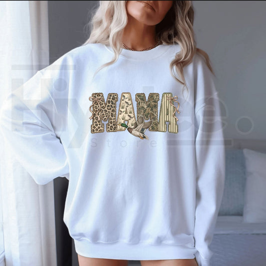 Duck Hunting Mama Sweatshirt – Preppy Camo Outdoors Crewneck, Retro Camouflage Mom Sweater - Hiyatee