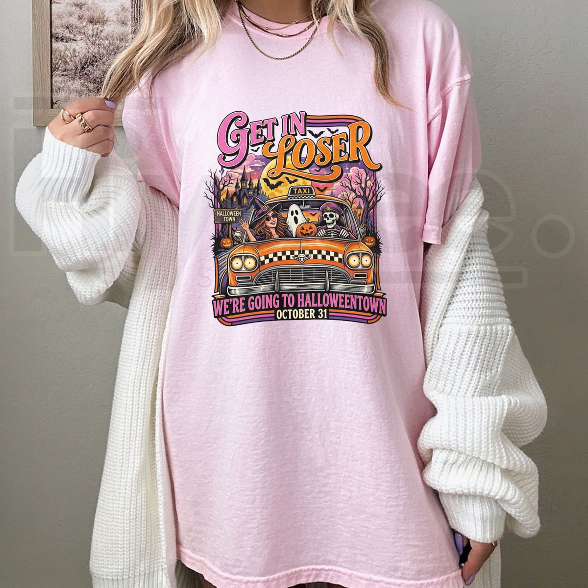 Going To Halloweentown Graphic T-Shirt – Spooky Retro Halloween Travel Tee - Hiyatee