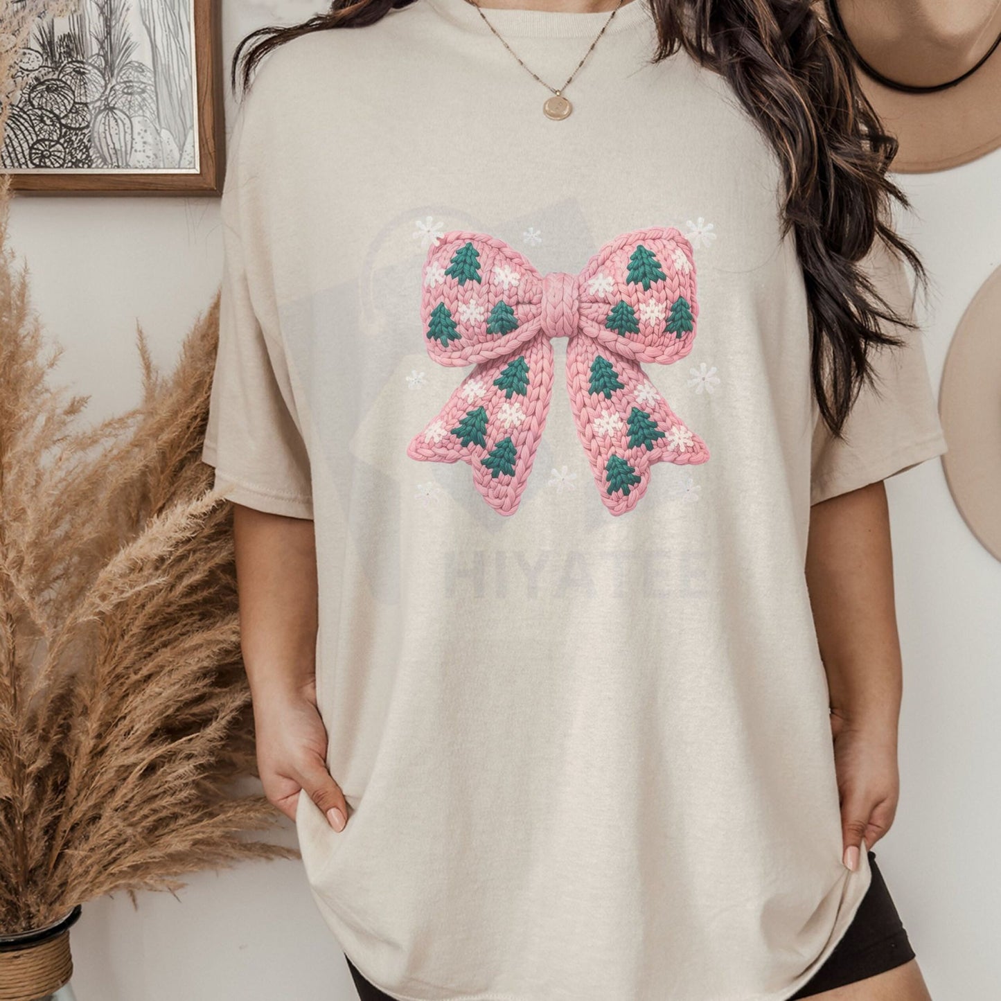 Knit Tree Bow Comfort Colors T-Shirt – Trendy Women's Christmas Tee - Hiyatee