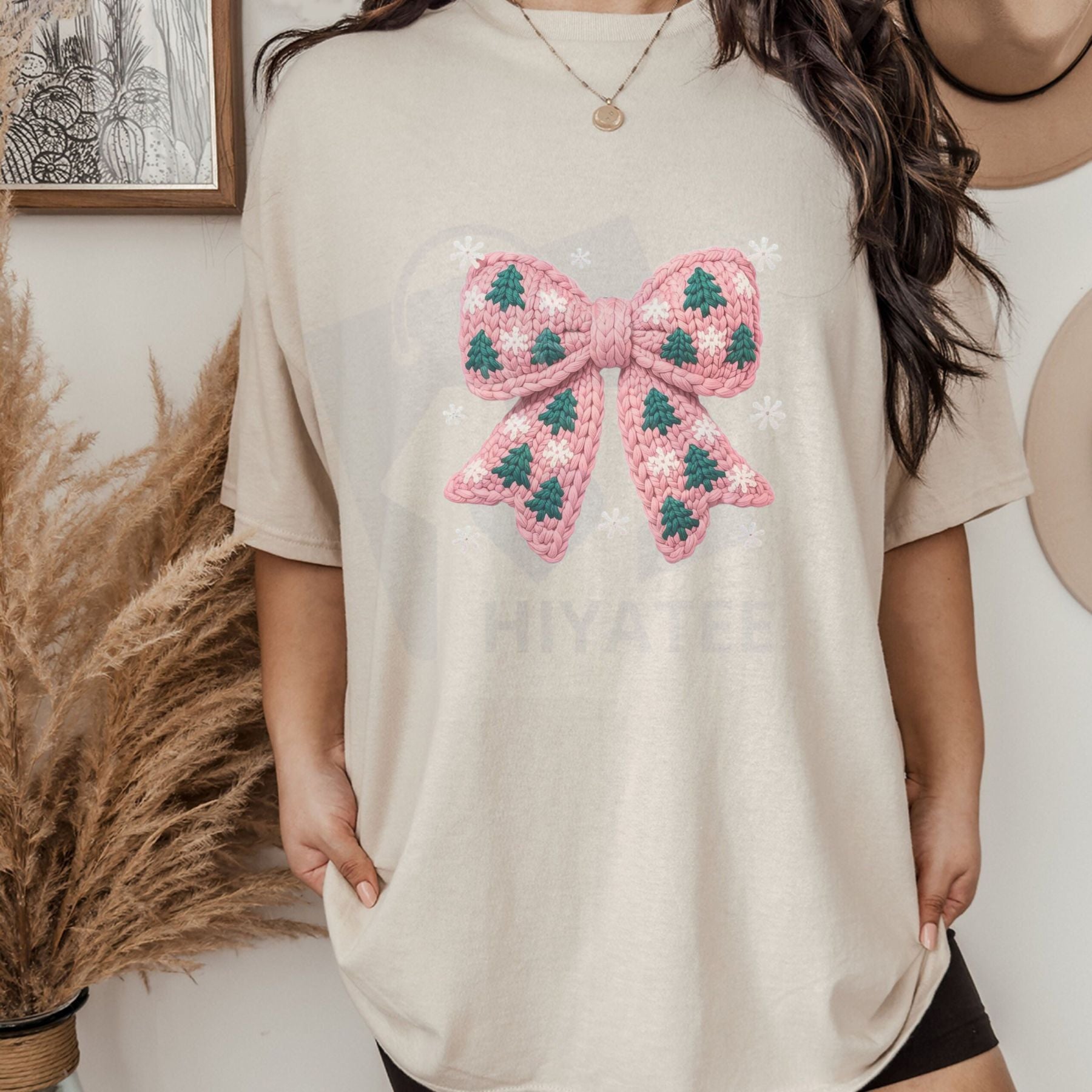 Knit Tree Bow Comfort Colors T-Shirt – Trendy Women's Christmas Tee - Hiyatee