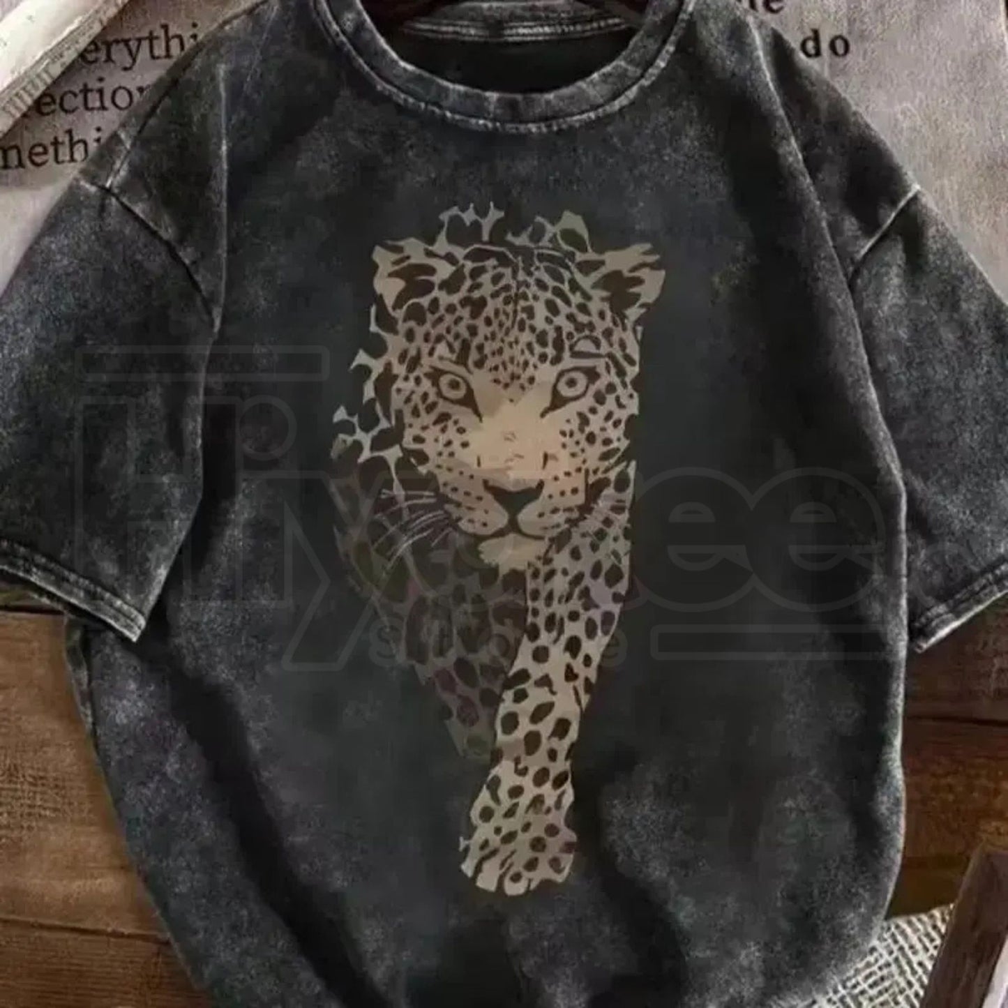 Leopard Print Women's Vintage Casual T-Shirt – 230g Heavy Cotton Retro Street Style Tee - Hiyatee