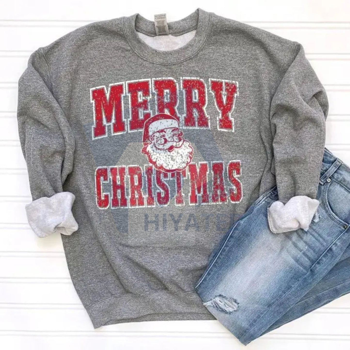 Retro Merry Christmas Santa Sweatshirt: Vintage Holiday Pullover, Classic Santa Claus Crewneck, Unisex Festive Apparel - Hiyatee