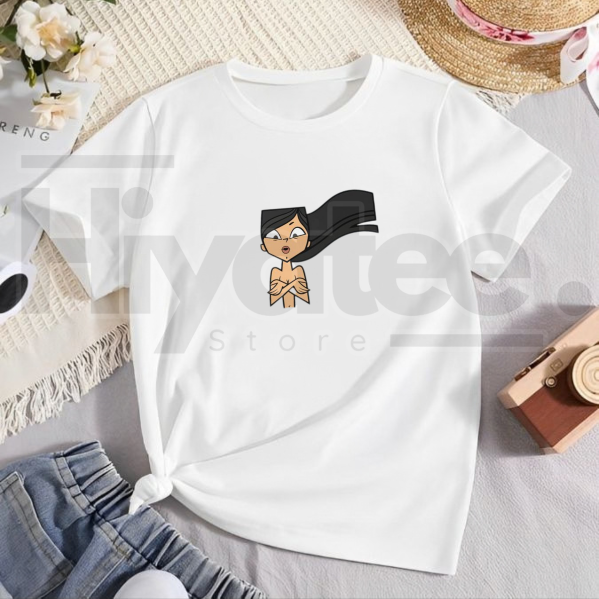 Total Drama Island Heather Ripped Off T-Shirt – Vintage 2000s Cartoon Graphic Tee - Hiyatee