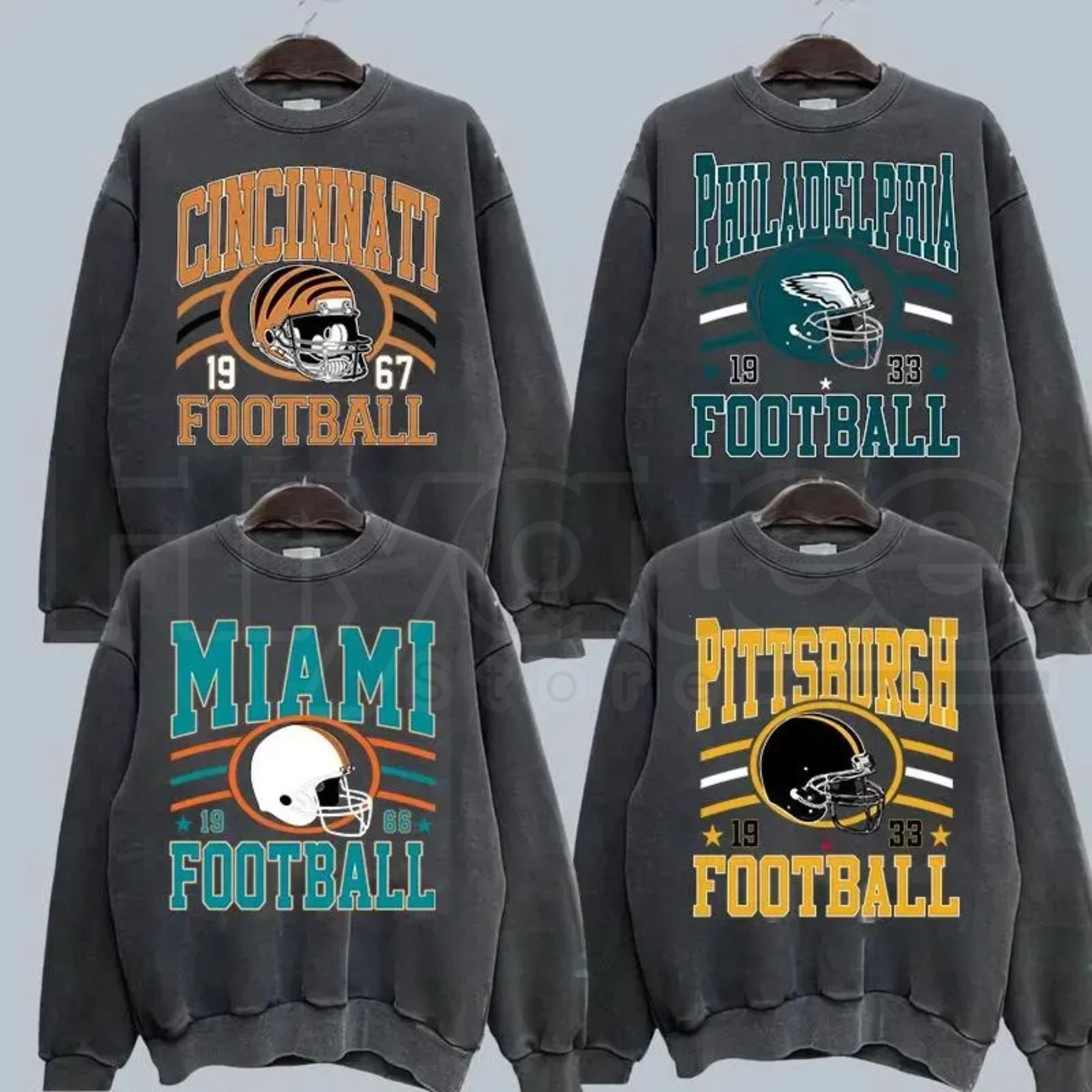 Vintage Team Football Oversized 90s Sweatshirt – Hometown Throwback Graphic Pullover, Unisex Sport Apparel - Hiyatee